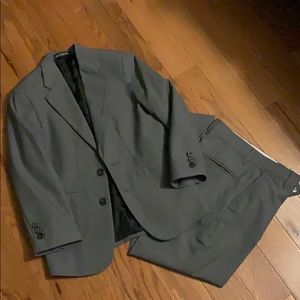 VanHeusen gray boys suit